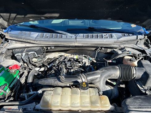 Used 2019 Ford F150 XLT w/ Equipment Group 302A Luxury image 38