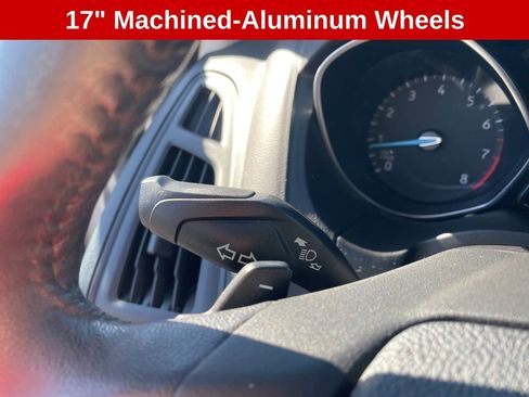 Used 2015 Ford Focus SE w/ SE Sport Package image 22