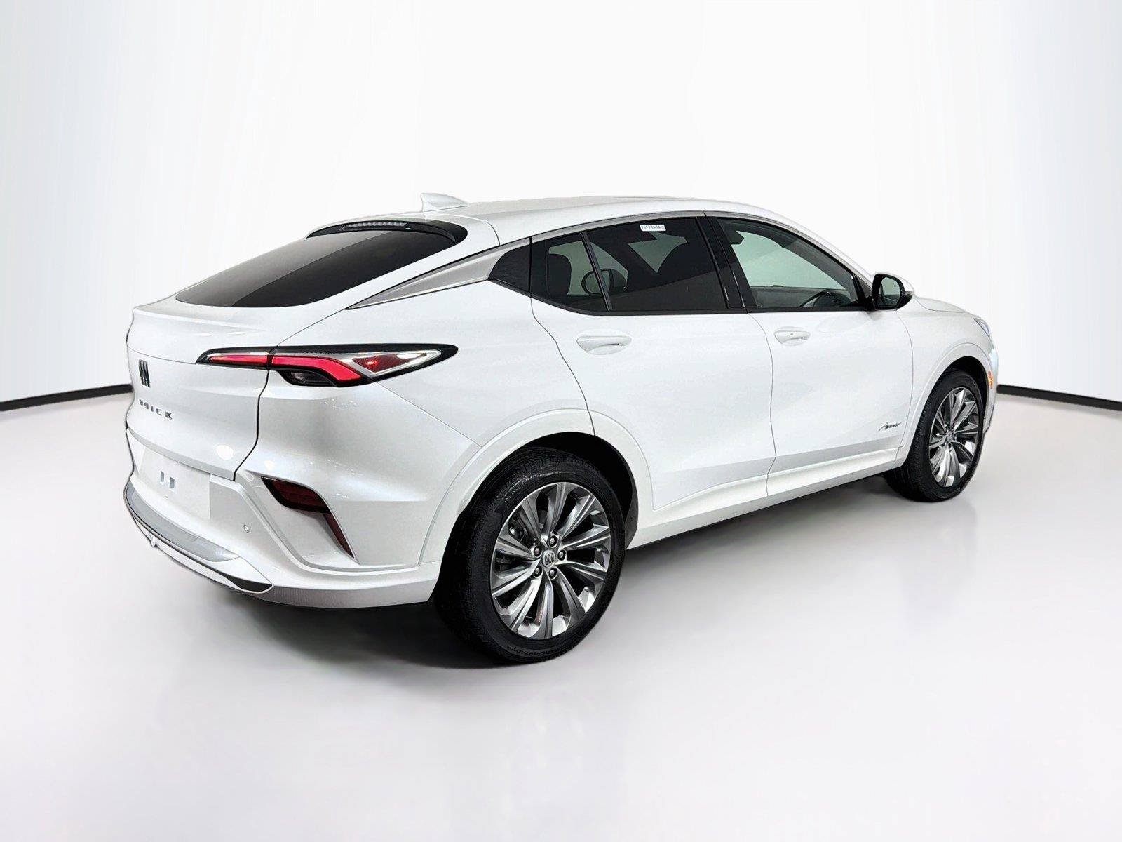 Used 2026 Buick Envista Avenir FWD image 11