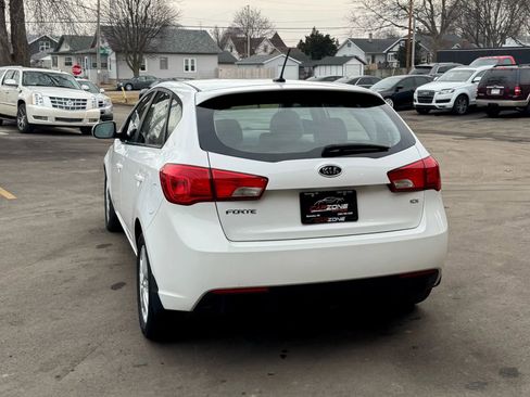 Used 2012 Kia Forte EX FWD image 12