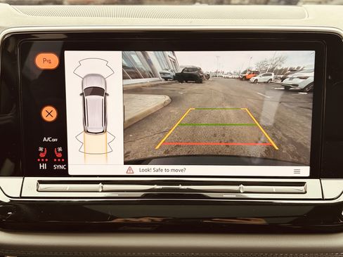 Certified 2025 Volkswagen Atlas Peak Edition SE image 14