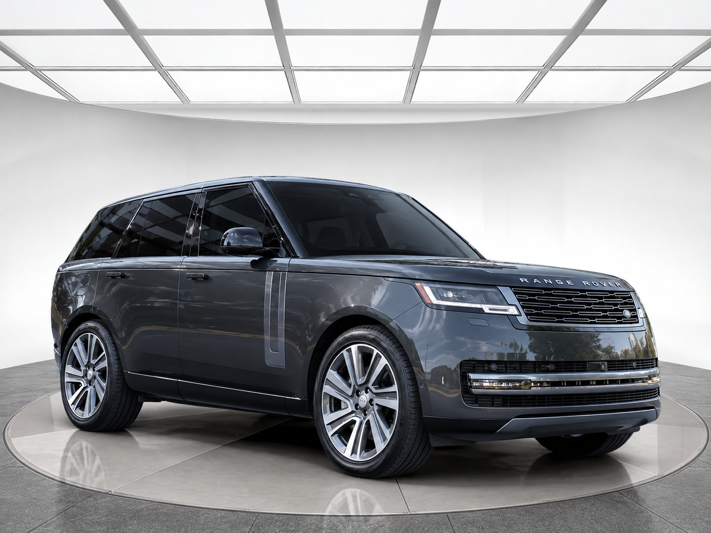 Used 2023 Land Rover Range Rover SE AWD/4WD image 3