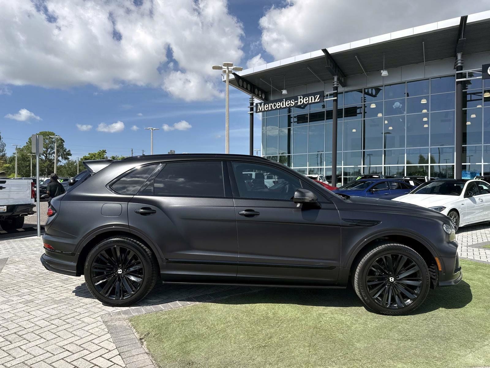 Used 2022 Bentley Bentayga Speed AWD/4WD image 4
