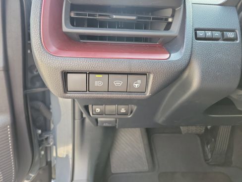 Certified 2025 Toyota Prius Plug-In Hybrid FWD image 25