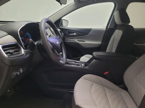 Used 2021 Chevrolet Equinox LS w/ LS Convenience Package AWD/4WD image 17