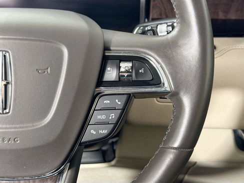 Used 2021 Lincoln Navigator Reserve w/ Luxury Package AWD/4WD image 20