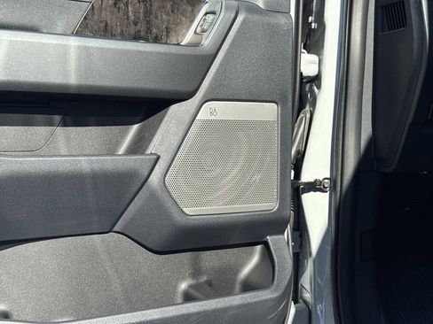 New 2025 Ford F350 Lariat w/ Lariat Ultimate Package image 18