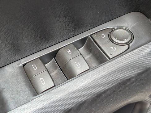 New 2026 Chevrolet Colorado Trail Boss AWD/4WD image 19