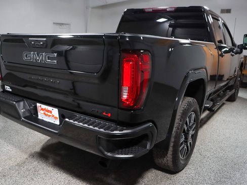 Used 2022 GMC Sierra 2500 AT4 w/ Snow Plow Prep/Camper Package image 7