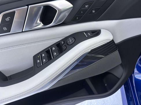 New 2026 BMW X5 M60i image 13