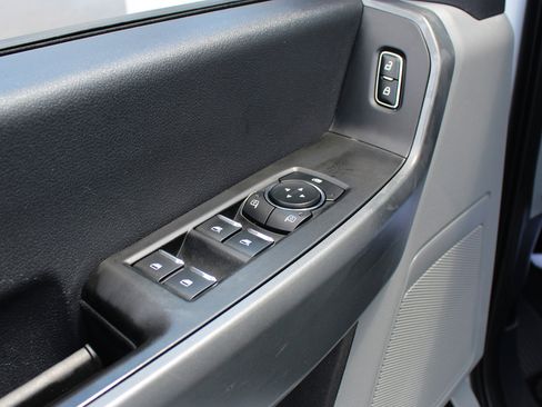 Used 2024 Ford F250 XLT image 31