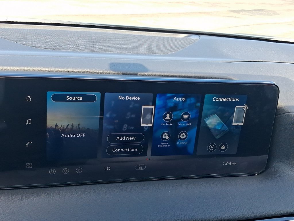 New 2027 Nissan Sentra SV FWD image 9