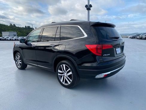 Used 2017 Honda Pilot Touring image 6