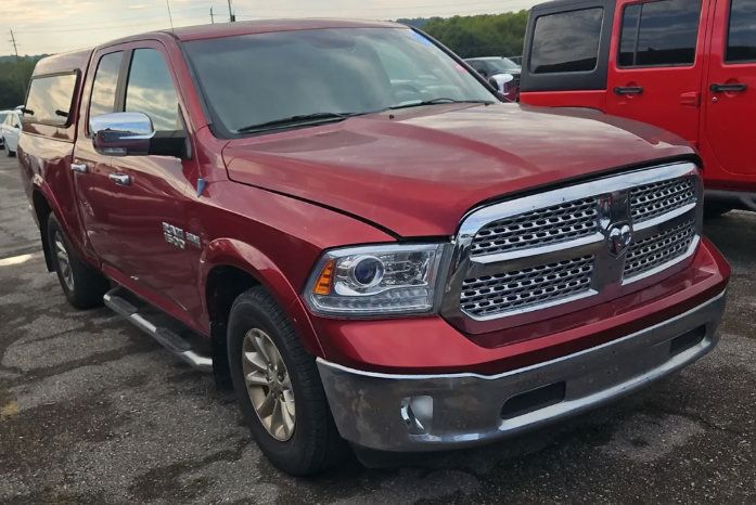 Used 2014 RAM 1500 Laramie RWD image 1