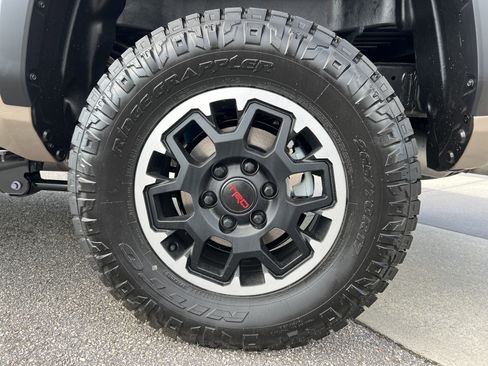New 2026 Toyota Tacoma TRD Off-Road AWD/4WD image 19