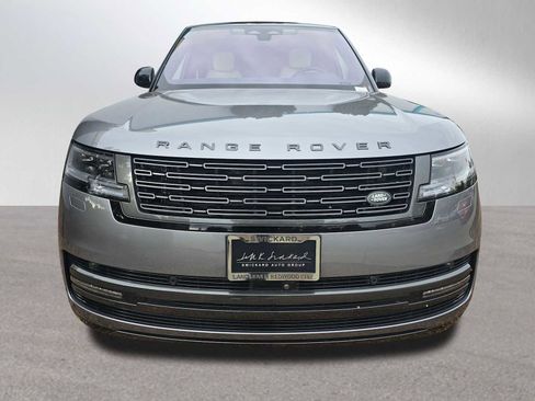 Used 2023 Land Rover Range Rover SE image 8