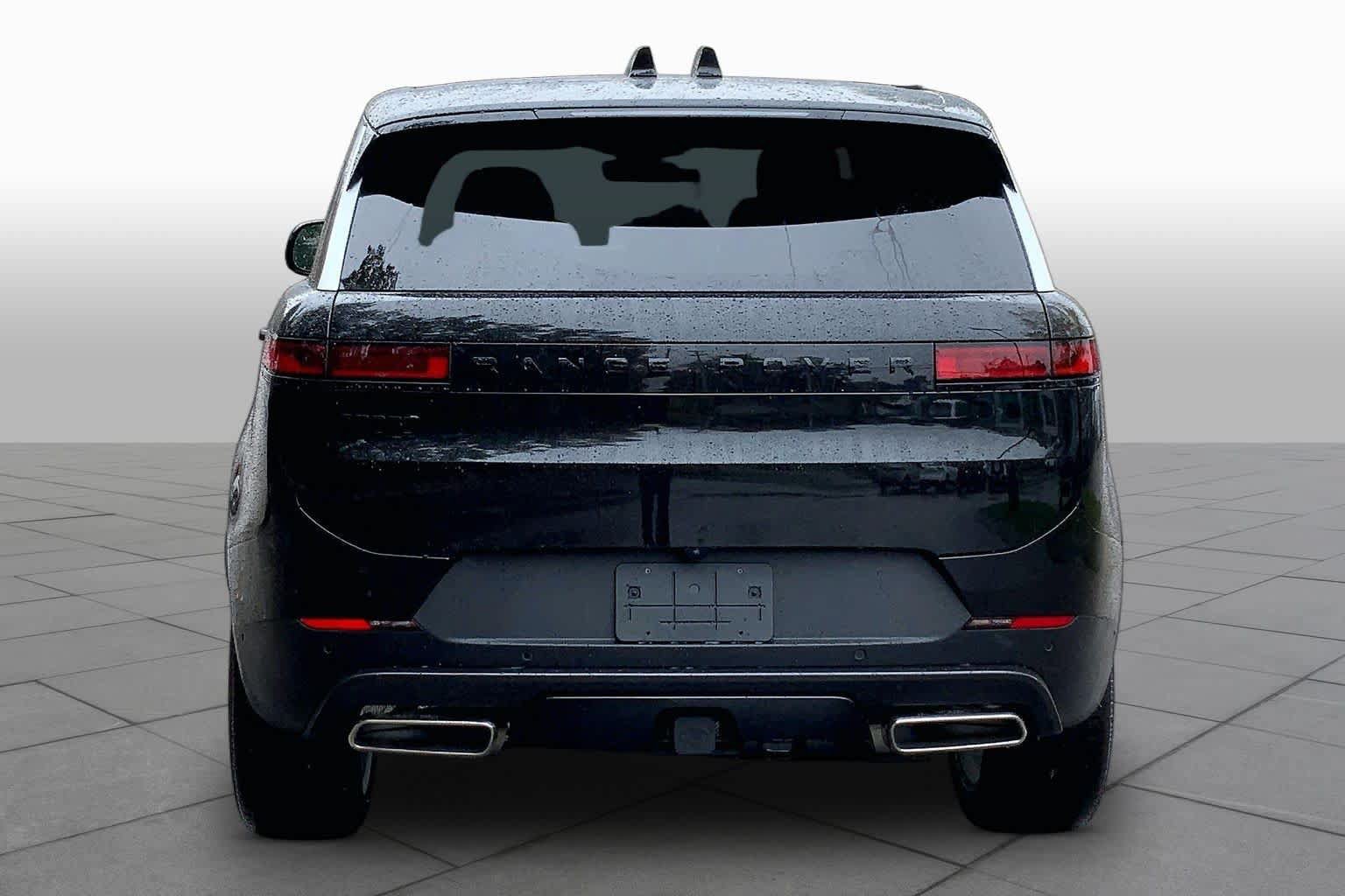 New 2027 Land Rover Range Rover Sport SE AWD/4WD image 4