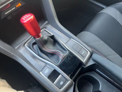 Used 2018 Honda Civic Si image 20