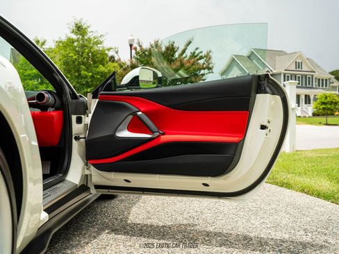 Used 2019 Ferrari 812 Superfast image 43