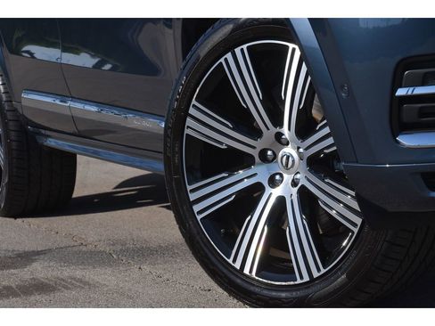 Certified 2024 Volvo XC90 T8 Plus w/ Protection Package AWD/4WD image 11