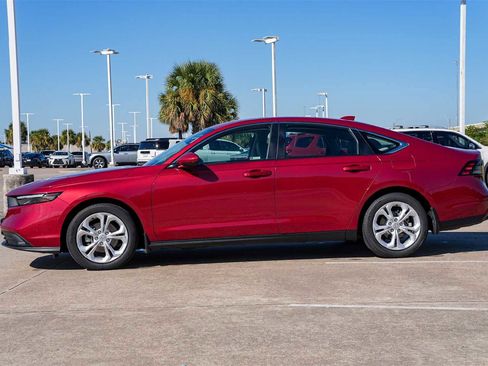 Used 2025 Honda Accord LX image 3