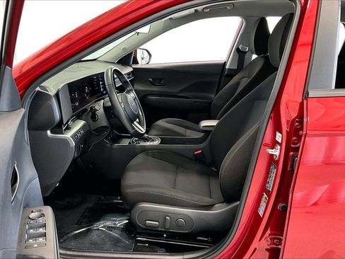 Used 2025 Hyundai Kona SEL AWD/4WD image 17