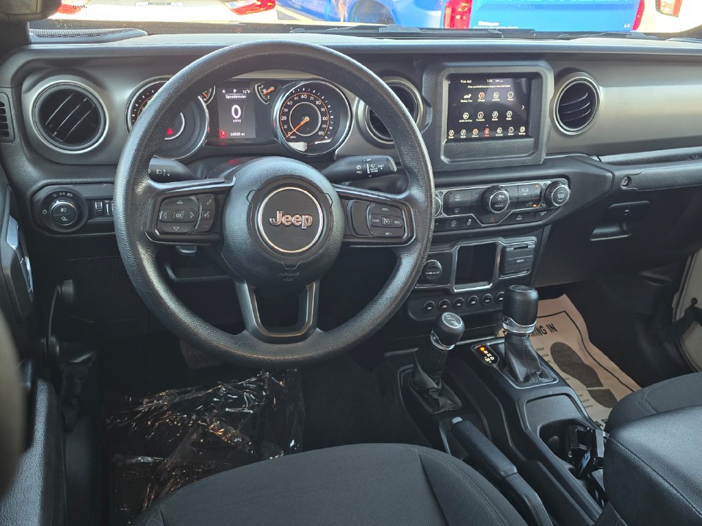 Used 2022 Jeep Gladiator Sport AWD/4WD image 11