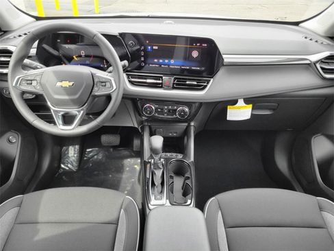 New 2026 Chevrolet TrailBlazer LT w/ Convenience Package image 12