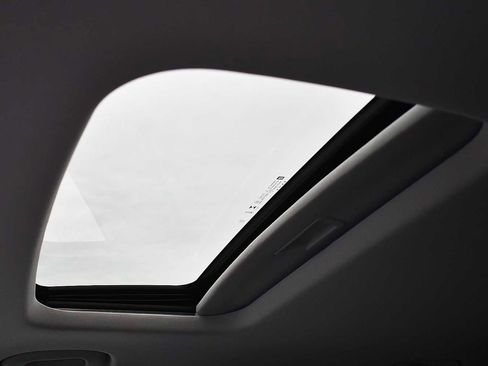 New 2026 Chevrolet Trax ACTIV w/ Sunroof Package image 10