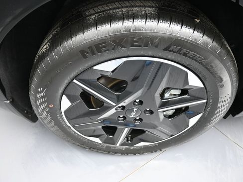 New 2025 Kia EV6 Wind image 12