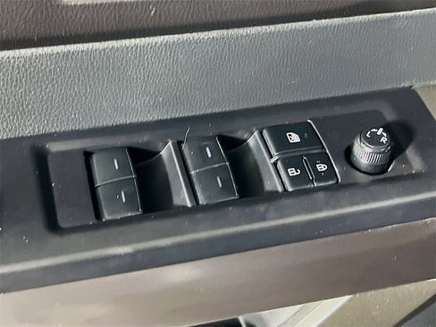 Used 2022 Toyota Tundra SR5 w/ TRD Off-Road Premium Package image 17