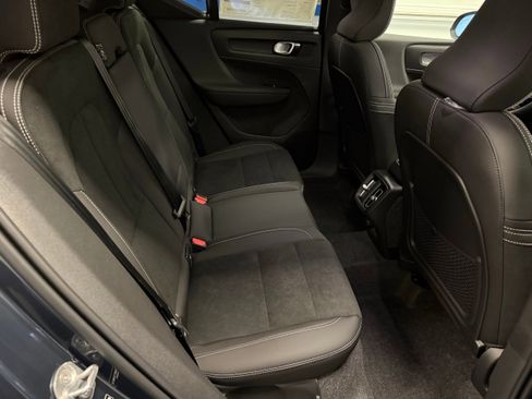 New 2026 Volvo XC40 B5 Ultra w/ Protection Package Premier image 31