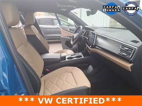 Used 2025 Volkswagen Atlas Cross Sport SE image 20