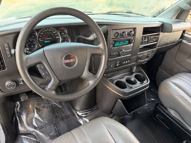 Used 2018 GMC Savana 3500 Extended w/ Power Convenience Package RWD image 12