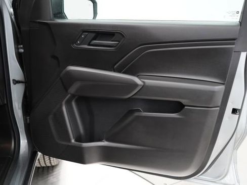 Used 2025 Chevrolet Colorado W/T AWD/4WD image 64