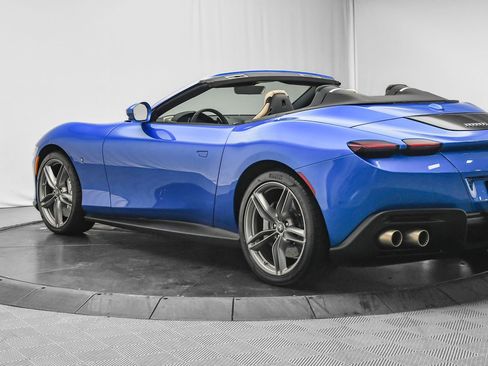 Used 2025 Ferrari Roma Spider image 6
