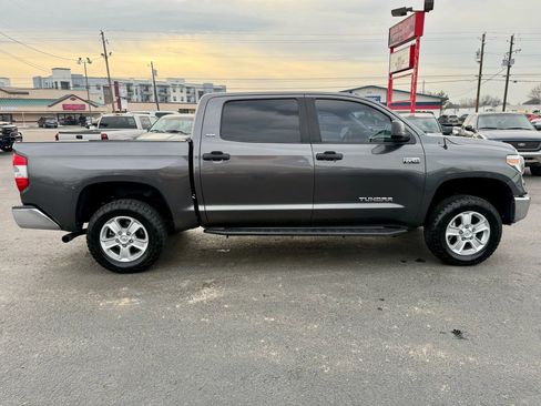 Used 2014 Toyota Tundra SR5 w/ SR5 Upgrade Package AWD/4WD image 7