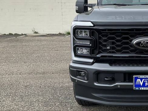 New 2026 Ford F250 Lariat w/ Black Appearance Package AWD/4WD image 63
