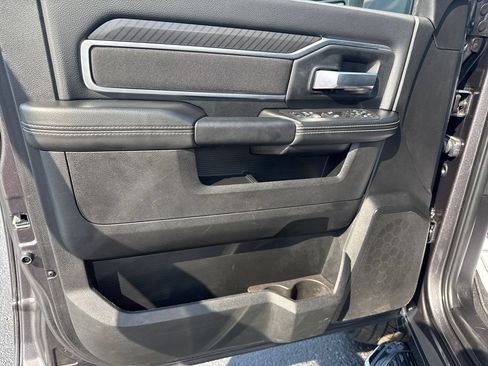 Used 2025 RAM 2500 Big Horn AWD/4WD image 23