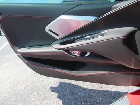 Used 2023 Chevrolet Corvette Stingray Premium Conv w/ Z51 Performance Package RWD image 22
