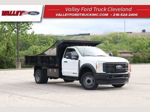 Used 2024 Ford F550 2WD Regular Cab Super Duty image 1