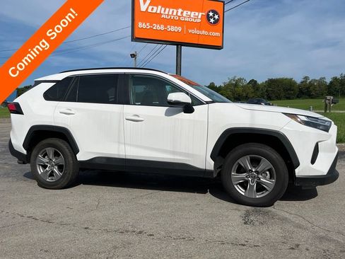 Used 2023 Toyota RAV4 XLE FWD image 1