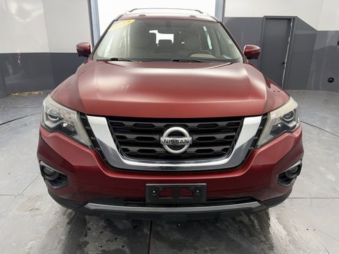 Used 2019 Nissan Pathfinder SL w/ Cargo Package image 8