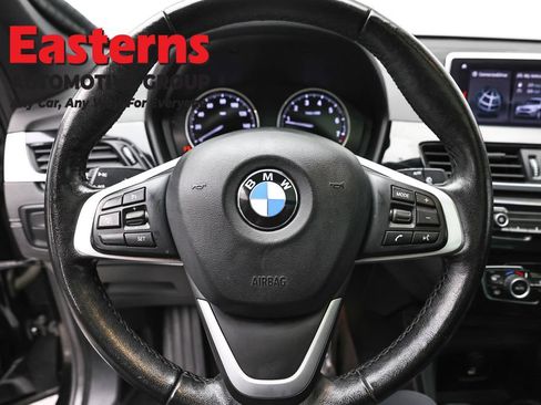 Used 2022 BMW X1 xDrive28i w/ Convenience Package AWD/4WD image 10
