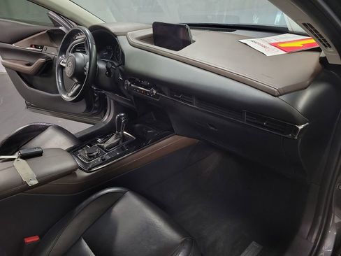 Used 2021 MAZDA CX-30 AWD 2.5 S w/ Premium Package image 25