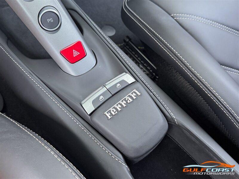 Used 2017 Ferrari 488 GTB RWD image 18