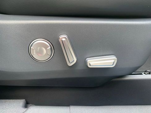 New 2026 Lincoln Nautilus Reserve w/ Jet Appearance Package image 14