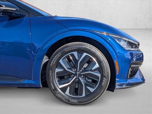 Used 2022 Kia EV6 GT-Line w/ GT-Line White Seat Package image 23