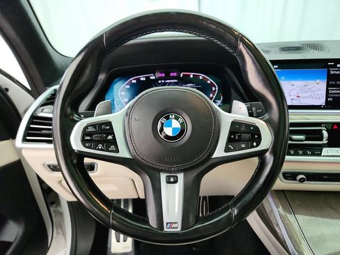 Used 2021 BMW X7 M50i w/ Dynamic Handling Package AWD/4WD image 15