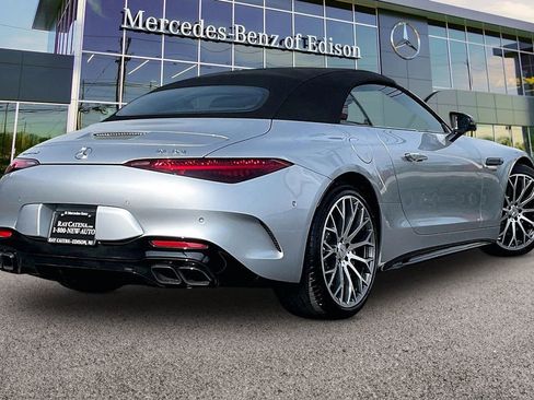 Certified 2022 Mercedes-Benz SL 63 AMG 4MATIC image 10